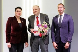 Elvio Žaldario nuotraukoje: LTOK prezidentė Daina Gudzinevičiūtė, Vytautas Petras Vaitkus ir LTOK generalinis sekretorius Mindaugas Griškonis Elvio Žaldario nuotraukoje: LTOK prezidentė Daina Gudzinevičiūtė, Vytautas Petras Vaitkus ir LTOK generalinis sekretorius Mindaugas Griškonis